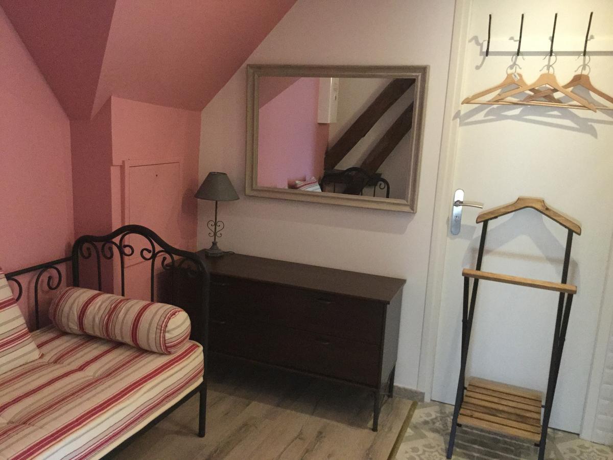 La Ressource Bed and Breakfast Fontguenand Exteriör bild